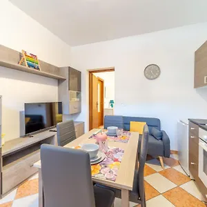 https://a-casa-di-luca-parma.emilia-romagnahotels.net